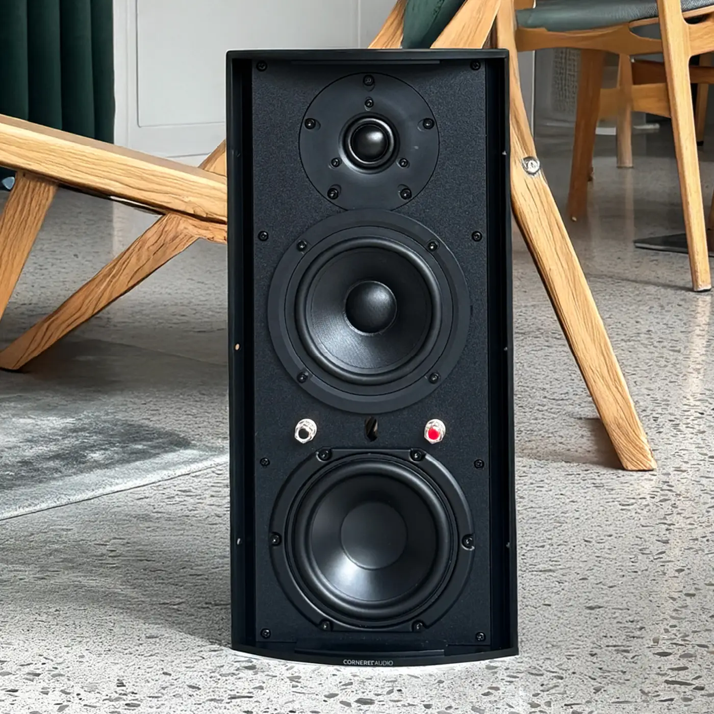 C5SE - Ecklautsprecher Cornered Audio